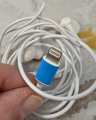 Apple Earpods compatibili con connettore lightning