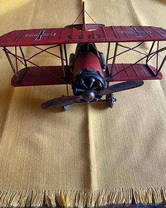 MODELLINO AEREO IN LATTA