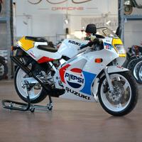 Suzuki RGV 250 PEPSI 1989