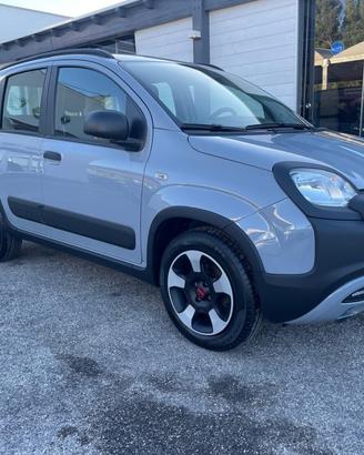 FIAT Panda 1.0 FireFly S&S Hybrid City Cross CITY
