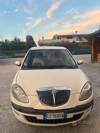 Lancia Ypsilon 1.3 MultiJet