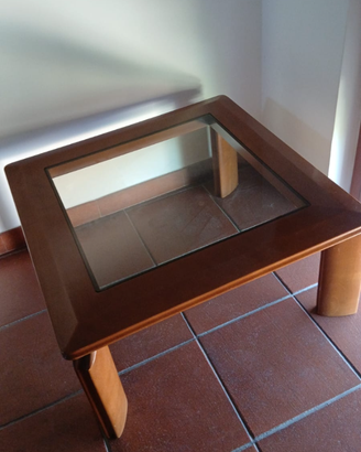Tavolo in legno e vetro