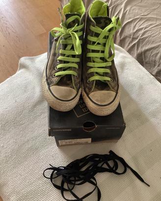 Converse alte donna