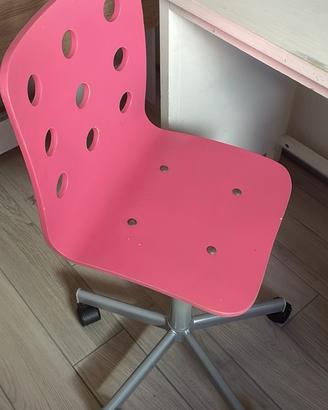 Scrivania ragazza con sedia Ikea
