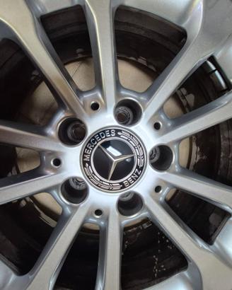 Cerchi in lega Mercedes 17" pneum.inv. Continental