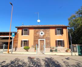 CASA INDIPENDENTE A CESENA