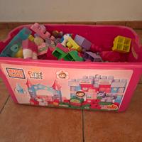 costruzioni mega bloks bambini piccoli