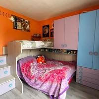 cameretta bambini con letto a soppalco