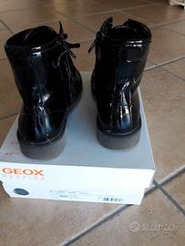 Stivaletti neri in vernice bambina by GEOX