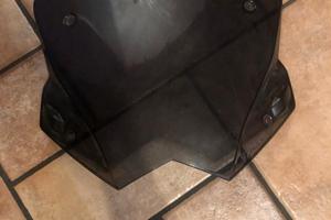 Parabrezza T-max 530