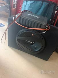 Subwoofer e amplificatore Hertz 600w