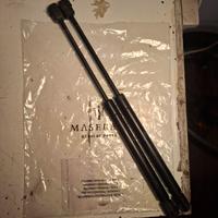 Maserati Biturbo pistoncini cofano