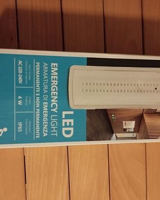 luce di emergenza a led
