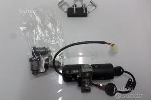 Kit 4 pezzi serratura honda foresight 250