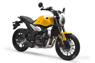 UM MOTORCYCLES ITALIA Riverdale 401 Abs
