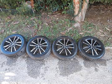 Gomme inv. e cerchioni 195/55 R 16 Toyota Yaris 
