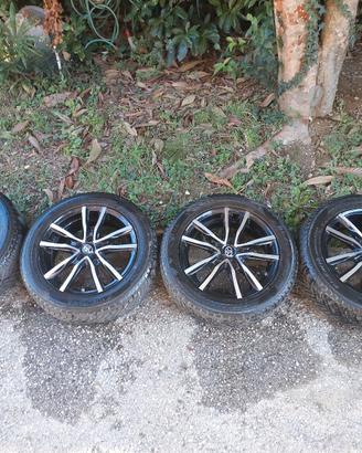 Gomme inv. e cerchioni 195/55 R 16 Toyota Yaris 