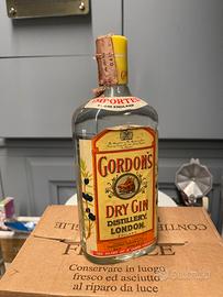 Bottiglia collezione Gordon's Dry Gin ‘70/‘80