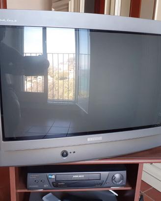 TV COLOR PHILIPS