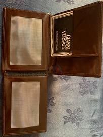 Portafoglio e portachiavi “Gianni Versace”