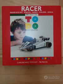 Macchina cartone da costruire