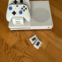 Xbox one s 1tb con volante Trust e giochi