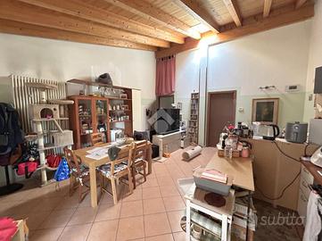 3 LOCALI A CARPENEDOLO