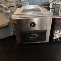 NUOVA CONFEZIONATRICE SOTTOVUOTO