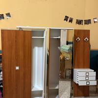 Cappottiera 
con
Cassettiera 