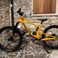 Santa Cruz 5010 V4 CC X01