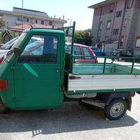 Ape 703 colore verde Piaggio