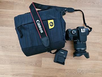 Canon Reflex Eos 1300d + Canon EFS 18-55mm f3.5-5