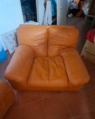 2 poltrone anni 70 inpelle