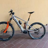 Focus sam 2 6.9 mullet cn motore  nuovo  taglia L.