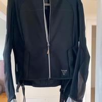 Giacca Dainese con protezioni schiena integrate