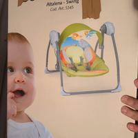 Sonnolento altalena bambino