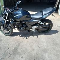 Z750