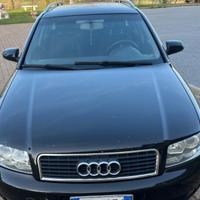 AUDI A4 2ª serie - 2004