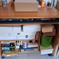 Scrivania porta PC in legno