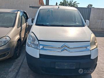 ricambi Citroen Berlingo 1.6HDI motore 9H02