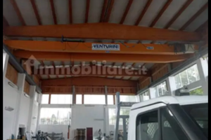 Capannone a traversetolo
