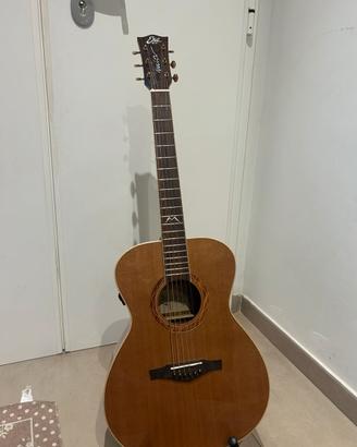 Chitarra acustica Eko Mia A400