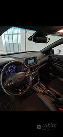 Hunday kona 1.6 4wd DCT Xpossible