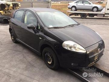 Ricambi Fiat Grande Punto 1.3 Mjet 95cv 5 porte