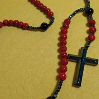 Rosario in pietra artificiale