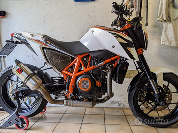 Ktm Duke 690R kit evo2