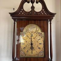 Orologio a pendolo da pavimento in legno