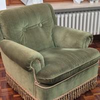 Divano e poltrone in velluto