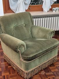 Divano e poltrone in velluto