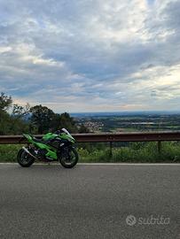  Kawasaki Ninja 400 (2021)